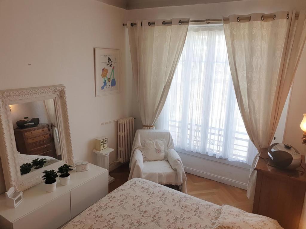 Grand Appartement Art Deco Plein Centre Face Gare Sncf Nice Exterior photo